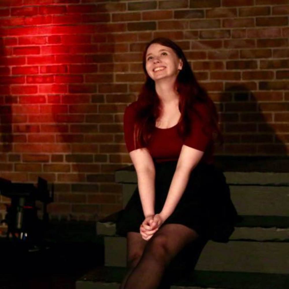 Meet your Posher, Anna